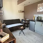 Mini Et Espace Exterieur 3*