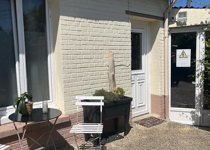 Mini Et Espace Exterieur 3* Méry-sur-Oise